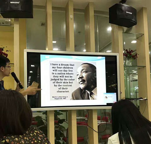 羿睿液晶广告机