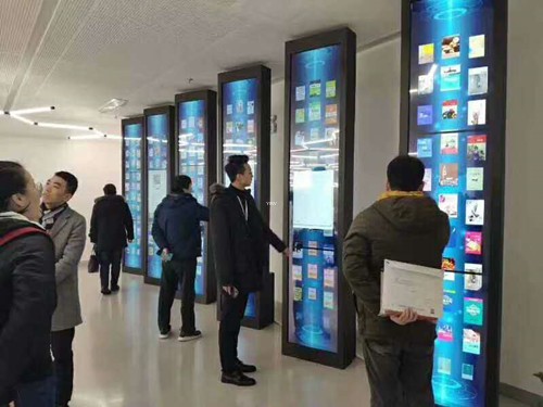 羿睿液晶广告机